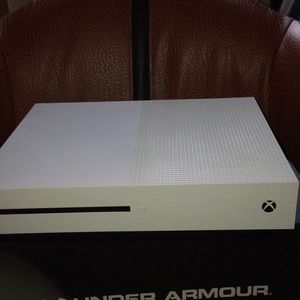 Xbox1s good condition